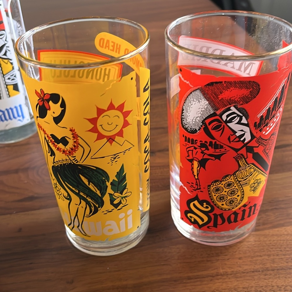 Lot of 7 Vintage 1960s Coca Cola Around the World Glasses Travel - Picture 3 of 5